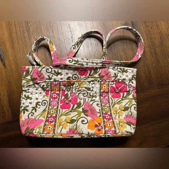Vera Bradley Tea Garden Pattern Women's Bag - Picture 1 of 4